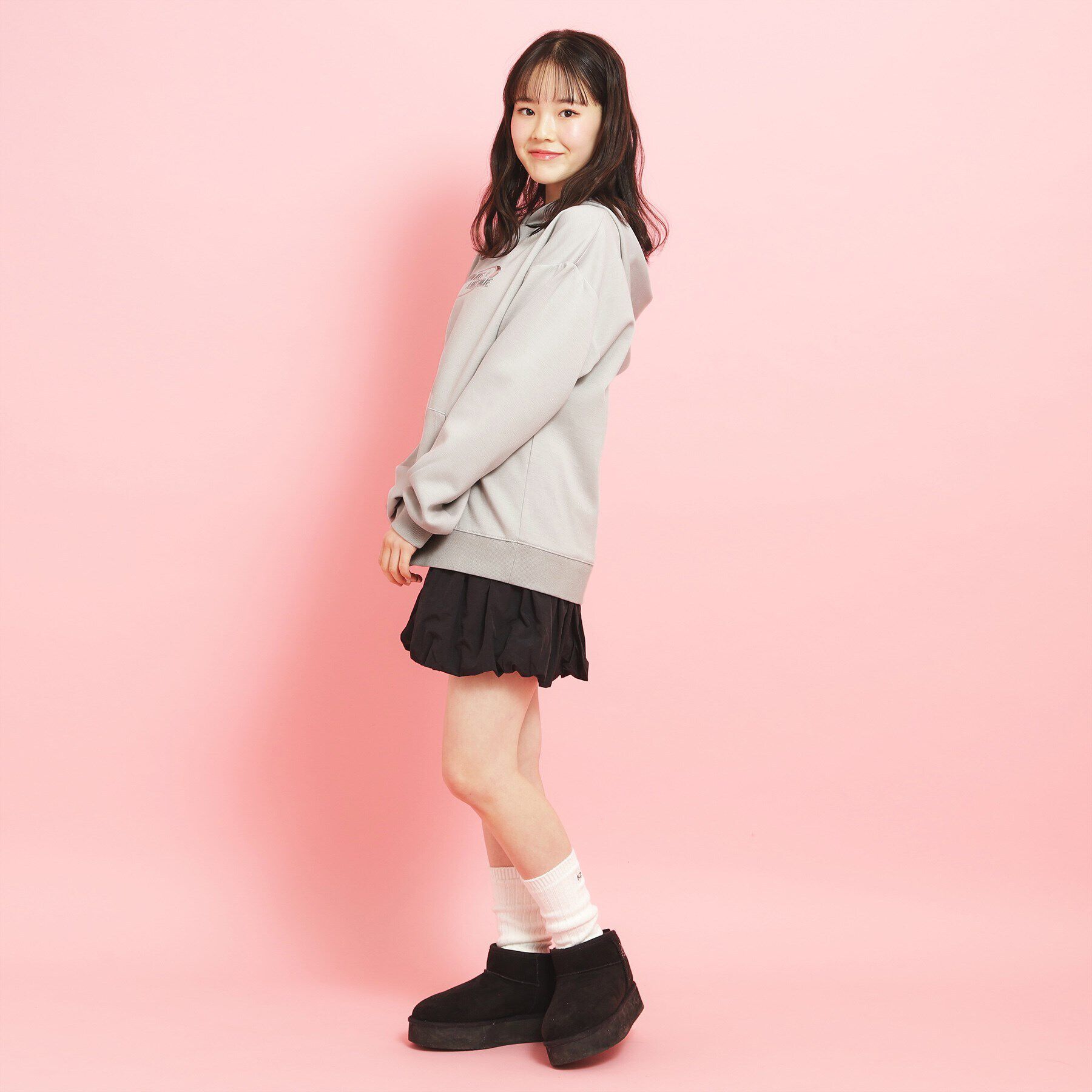 PINK-latte「シルバーワッペンポンチパーカ」|パーカー|