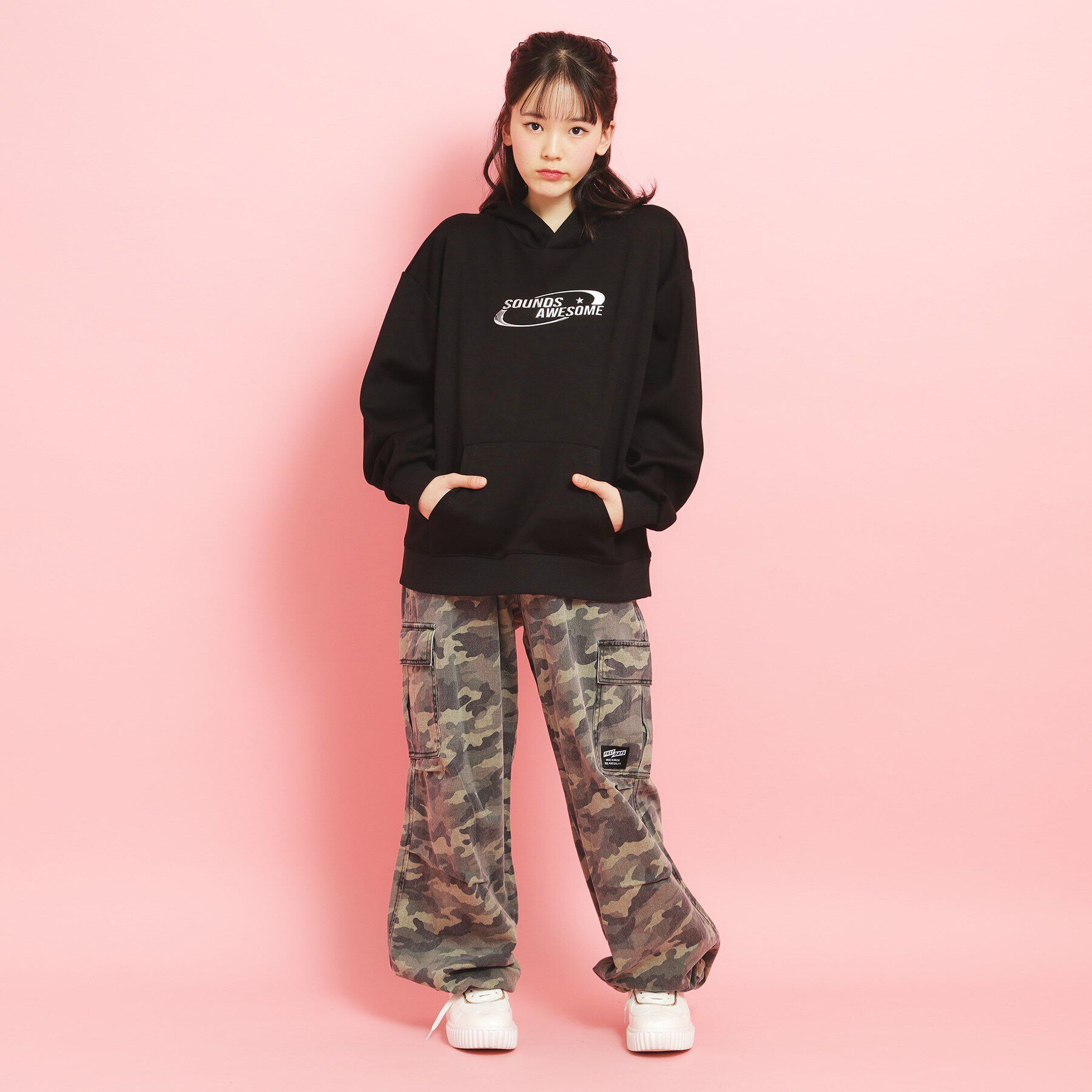 PINK-latte「シルバーワッペンポンチパーカ」|パーカー|