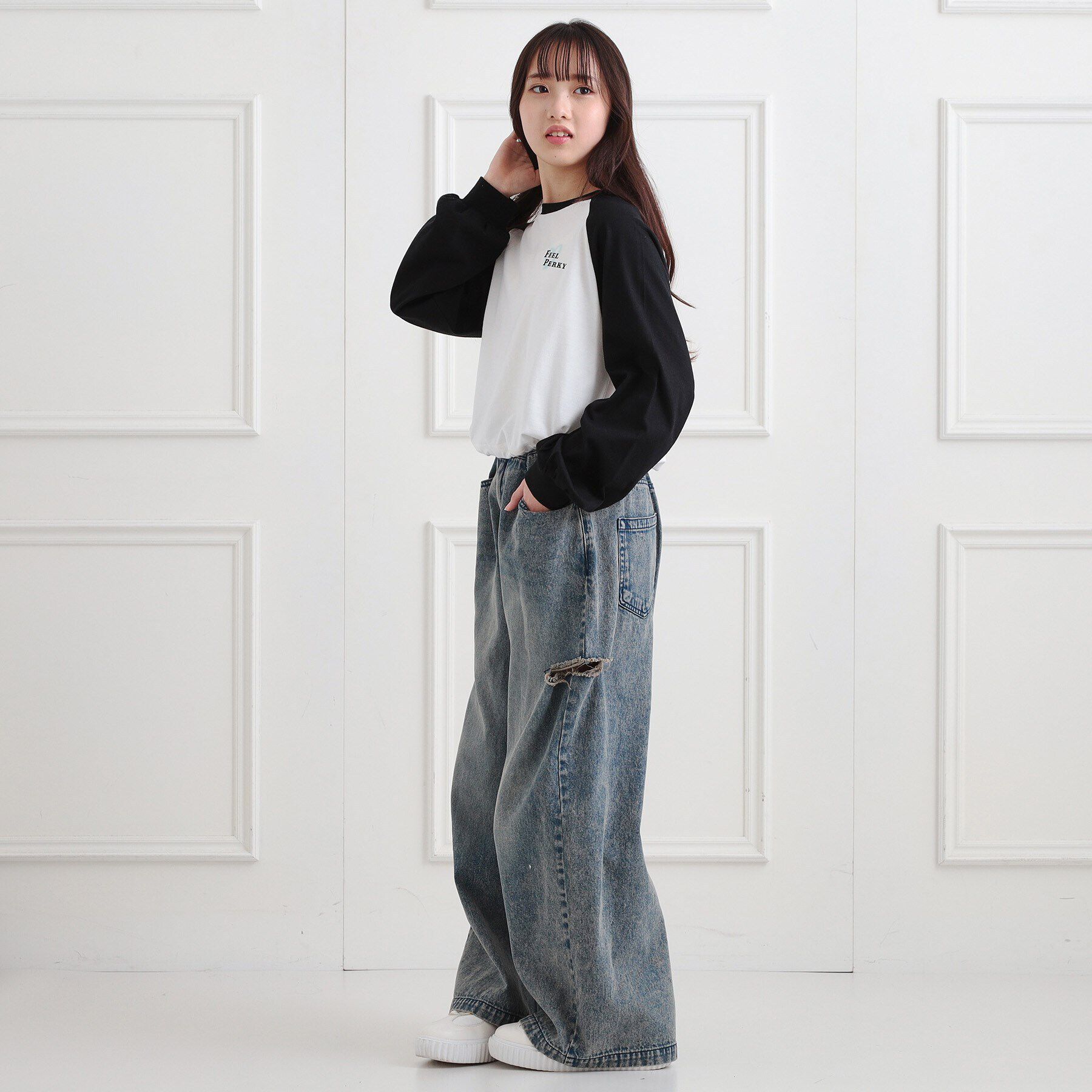 PINK-latte「スプレープリントラグランロンT」|Tシャツ・カットソー|