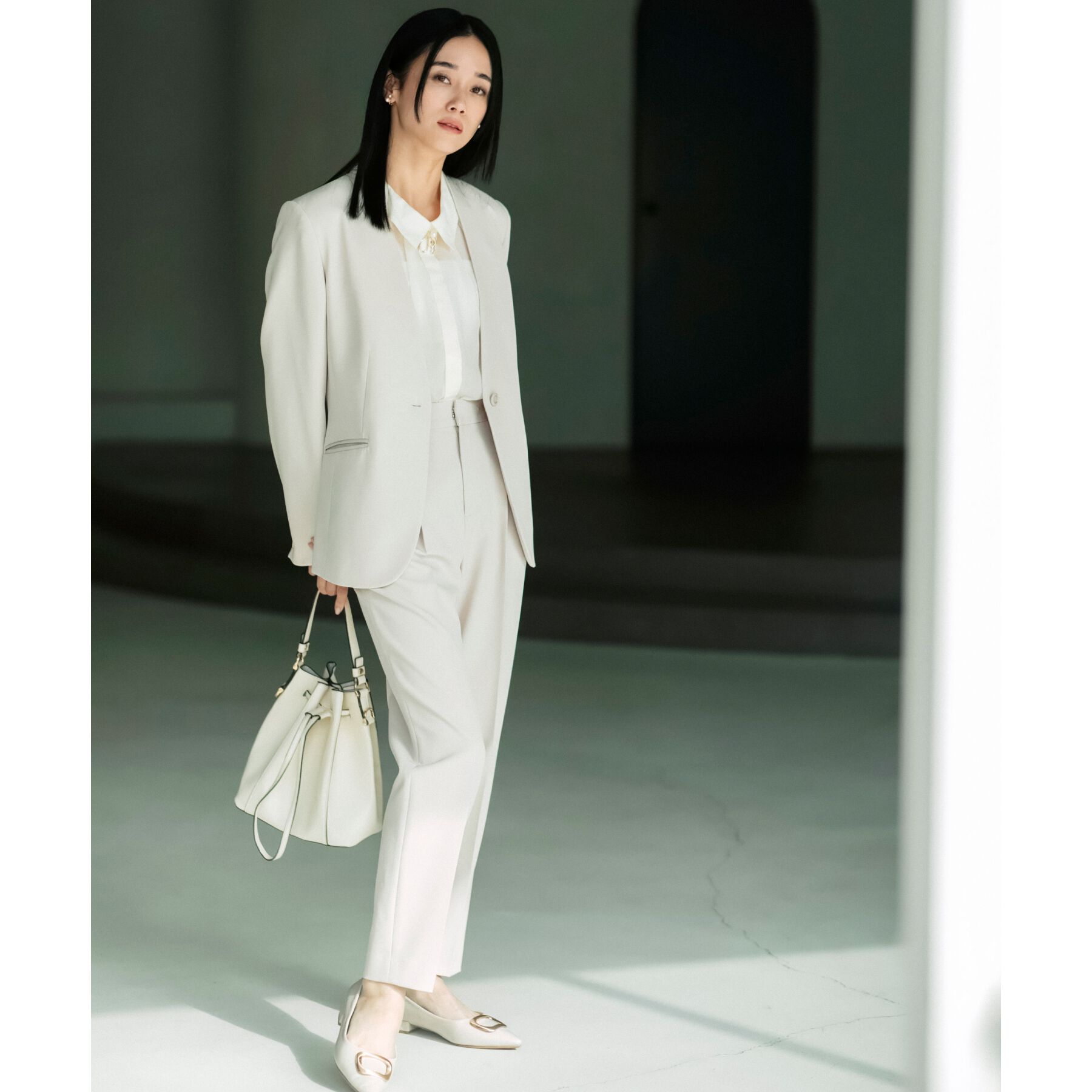 THE SHOP TK「【汚れ防止／シワになりにくい／セレモニー／通勤】ダブルクロスノーカラージャケット／洗える／サスティナ」|ノーカラージャケット|