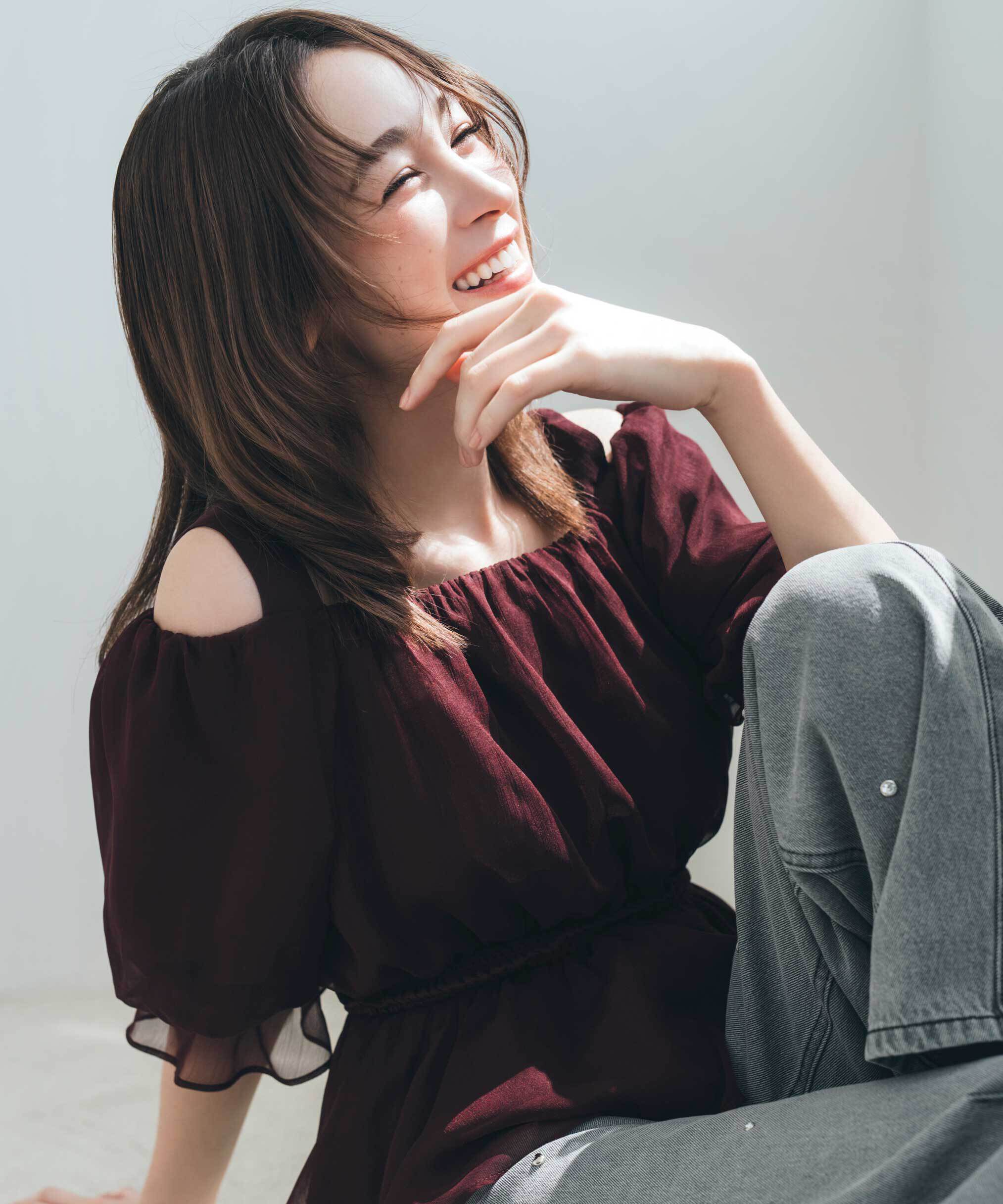  「楊柳オフショルパフブラウス」|シャツ・ブラウス|ボルドー