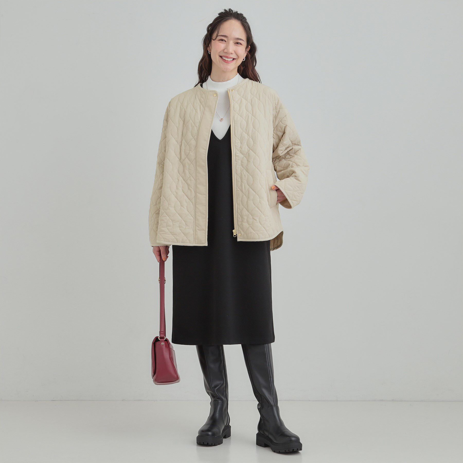 SHOO･LA･RUE「【洗濯機可/S-LL/撥水】ゴールドパーツで女性らしさをプラス 大人が着たい ノーカラーキルトジャケ」|ノーカラージャケット|