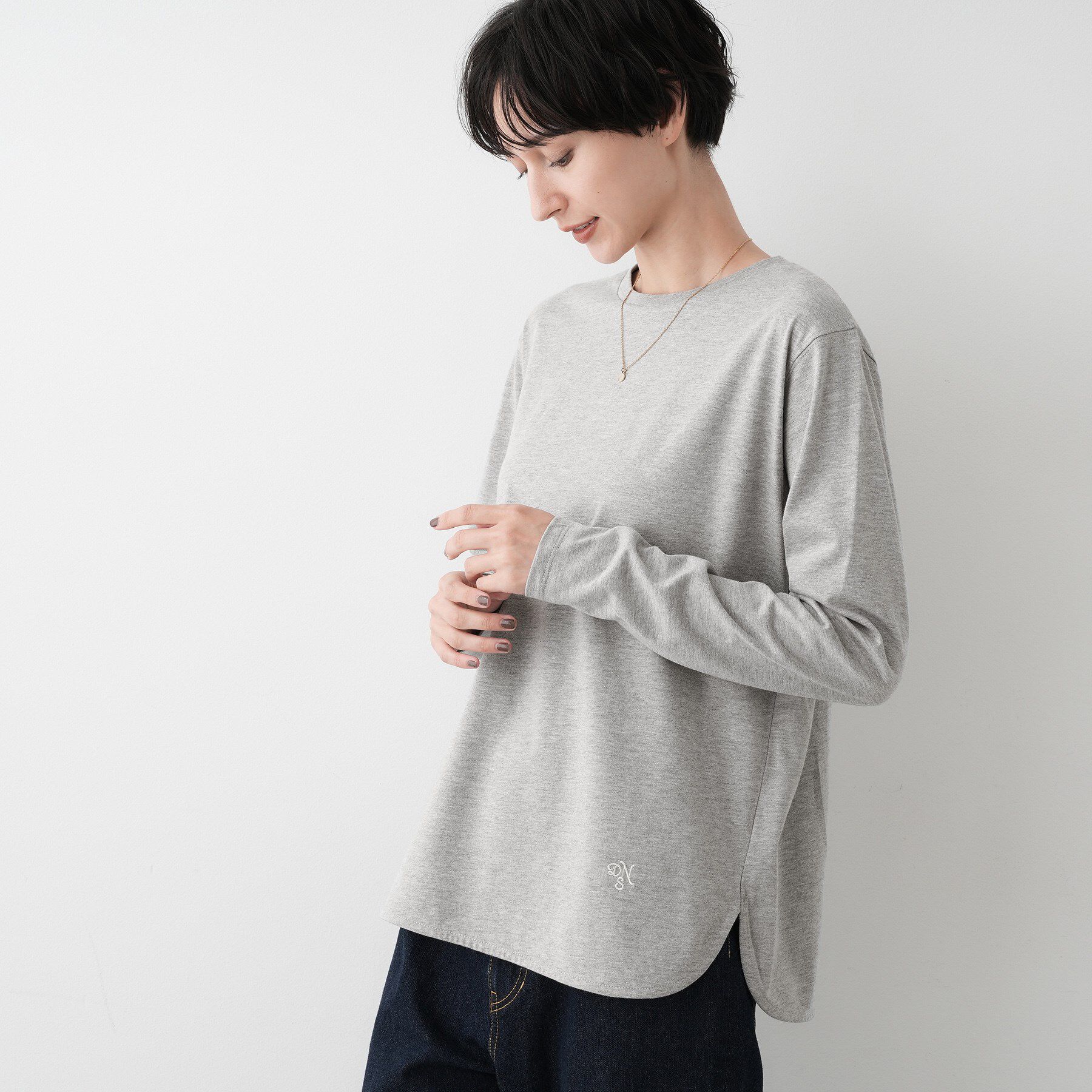 Dessin「【選べる首元デザイン/洗える】クルーネックロングTシャツ」|Tシャツ・カットソー|