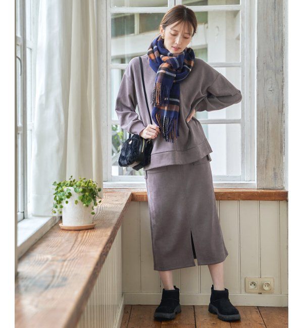 ikka「GOKU楽カットソー フェイクスエード裾スリットプルオーバー」|パーカー|