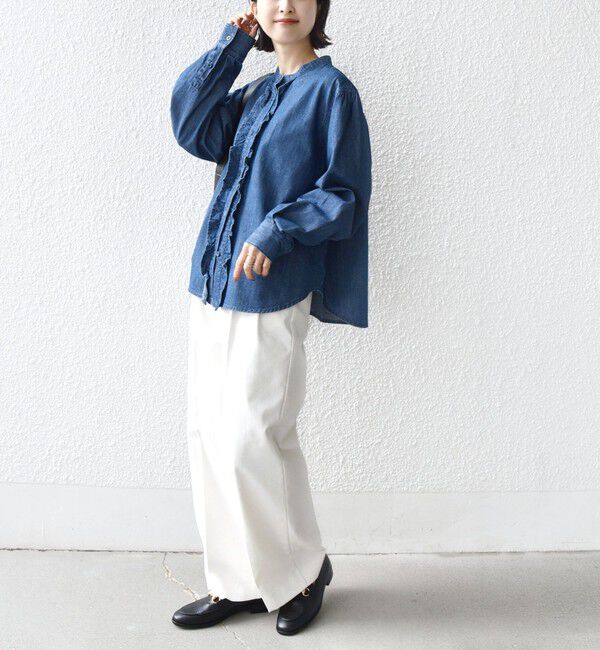 SHIPS for women「《追加予約》【WEB限定】〈洗濯機可能〉ライトオンス フリル デニム シャツ」|シャツ・ブラウス|