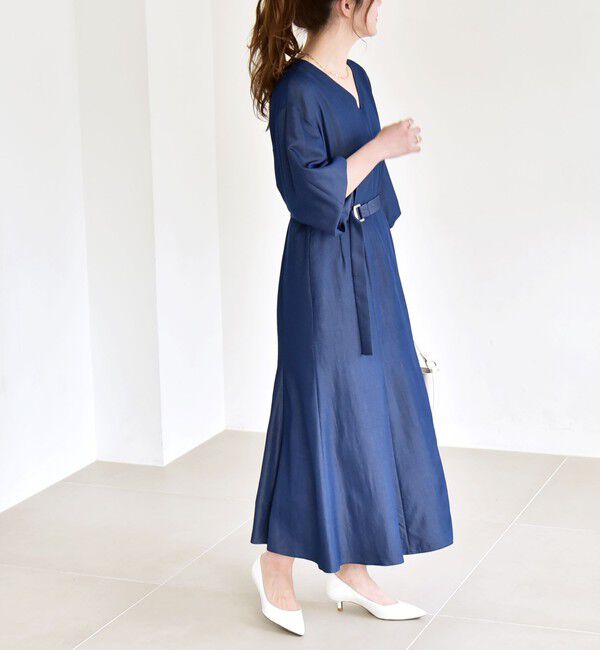 quaranciel「quaranciel:〈洗濯機可能〉ツイル Vネック ベルト フレア ワンピース」|ワンピース|