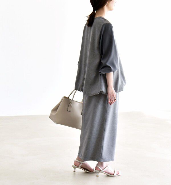 quaranciel「《予約》quaranciel:〈洗濯機可能〉Vネック ブラウス & Iライン スカート セットアップ」|ワンピース|