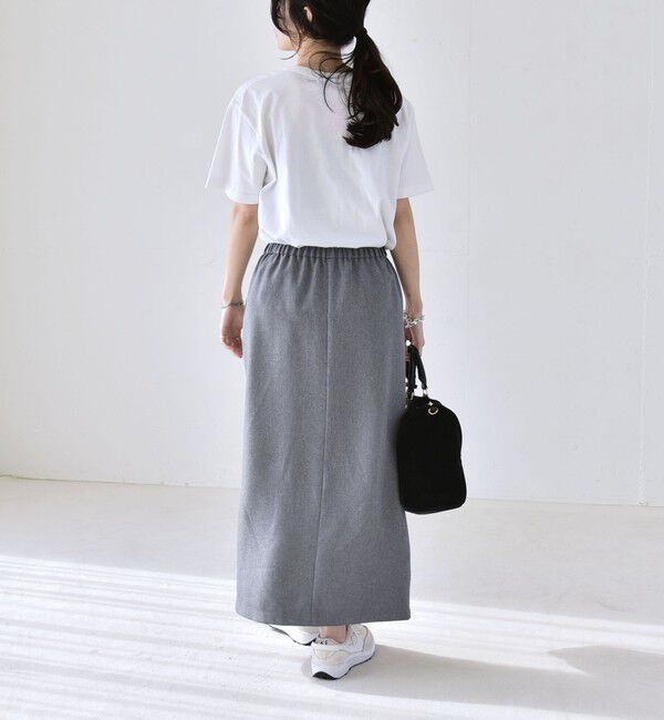 quaranciel「《予約》quaranciel:〈洗濯機可能〉Vネック ブラウス & Iライン スカート セットアップ」|ワンピース|