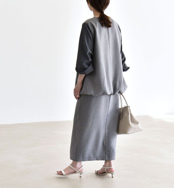 quaranciel「《予約》quaranciel:〈洗濯機可能〉Vネック ブラウス & Iライン スカート セットアップ」|ワンピース|