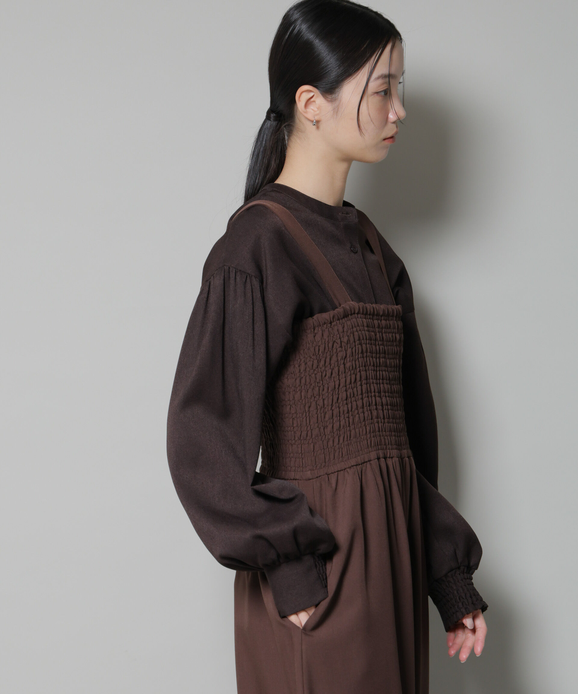 nano･universe「ｳｰﾙﾗｲｸﾎﾟﾘｴｽﾃﾙ前後2way切り替えﾍﾟﾌﾟﾗﾑﾌﾞﾗｳｽ(ｾ  」|シャツ・ブラウス|