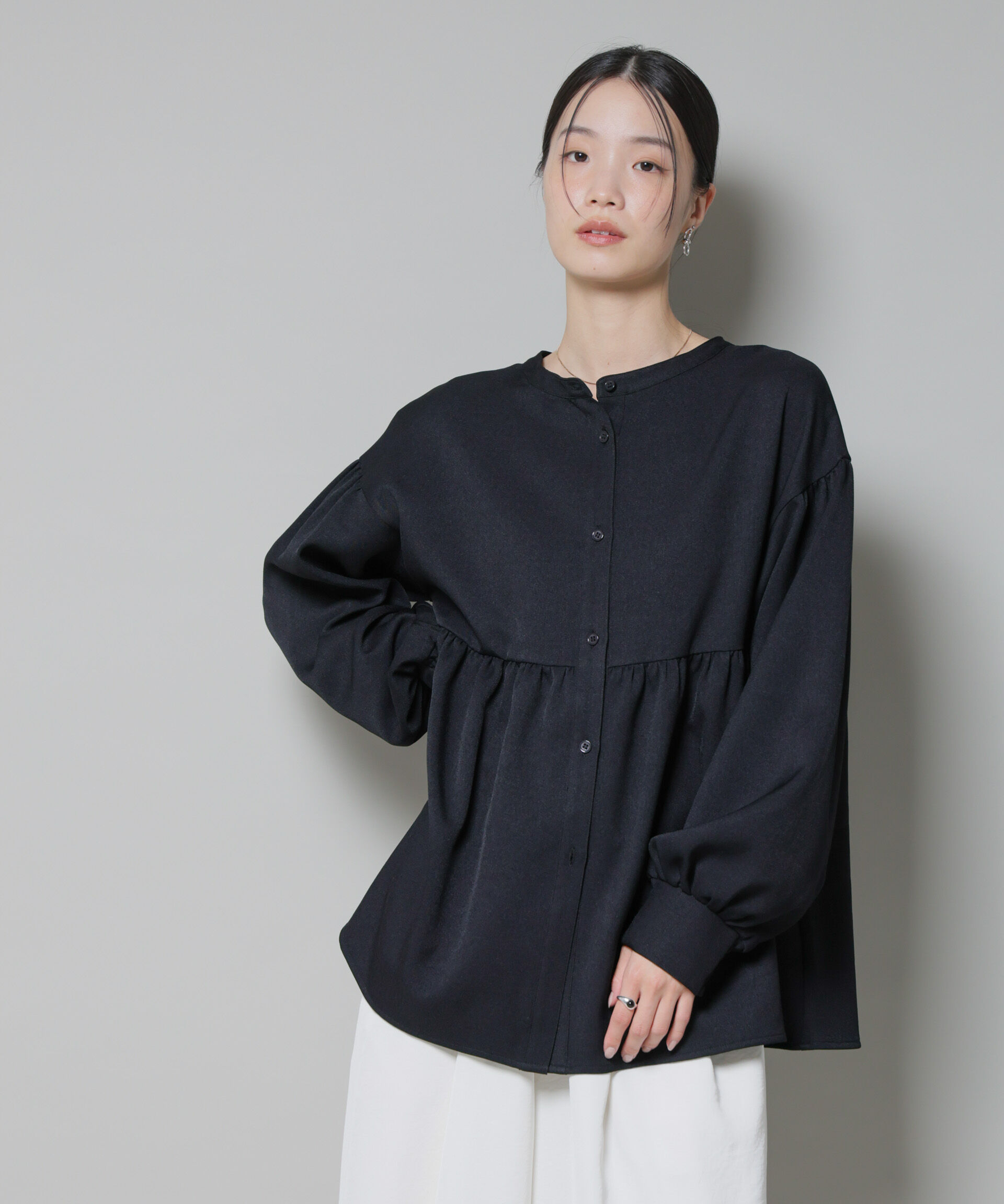 nano･universe「ｳｰﾙﾗｲｸﾎﾟﾘｴｽﾃﾙ前後2way切り替えﾍﾟﾌﾟﾗﾑﾌﾞﾗｳｽ(ｾ  」|シャツ・ブラウス|