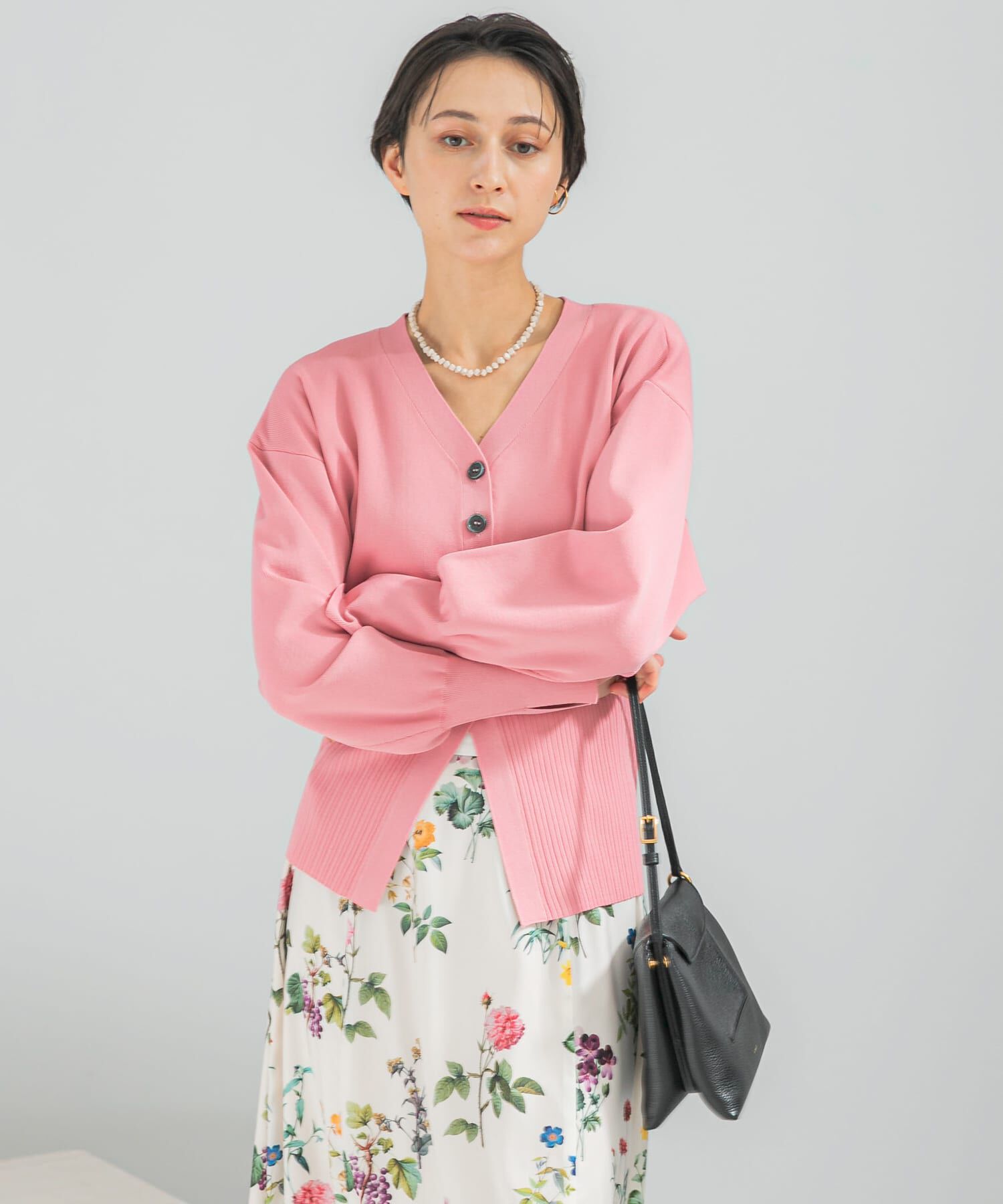 URBAN RESEARCH ROSSO「Vネックリブフロント釦デザインニット」|カーディガン|