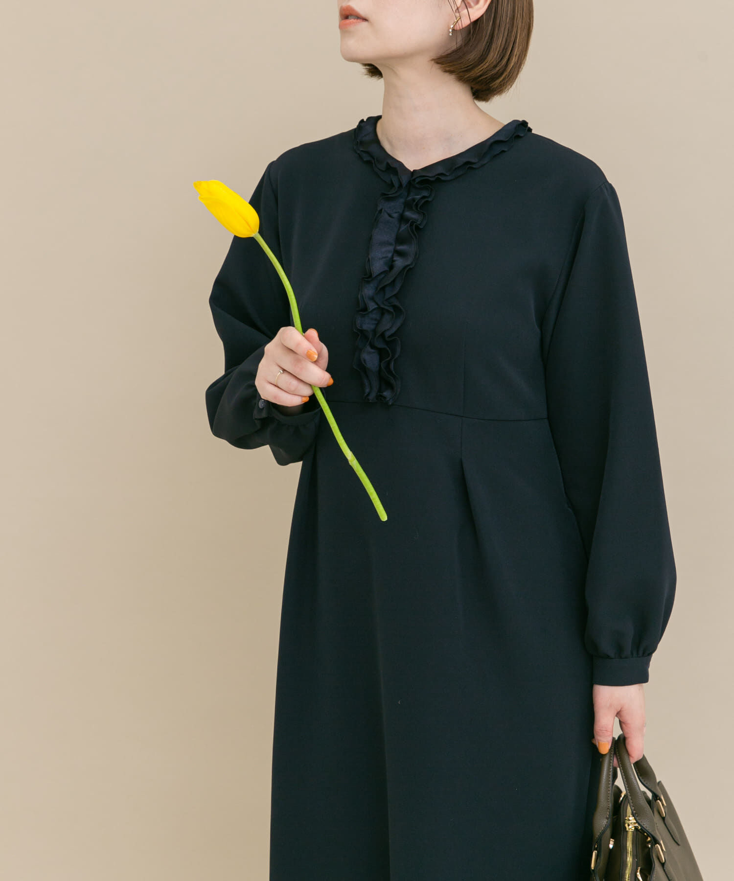 URBAN RESEARCH ROSSO「『WEB/一部店舗限定』フリルカラーウエストマークワンピース」|ワンピース|ネイビー