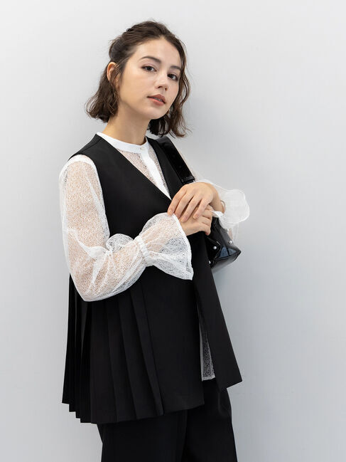 Te chichi「【セレモニーアイテム】サイドプリーツペプラムジレ（セットアップ可）」|ダウンベスト・ベスト|