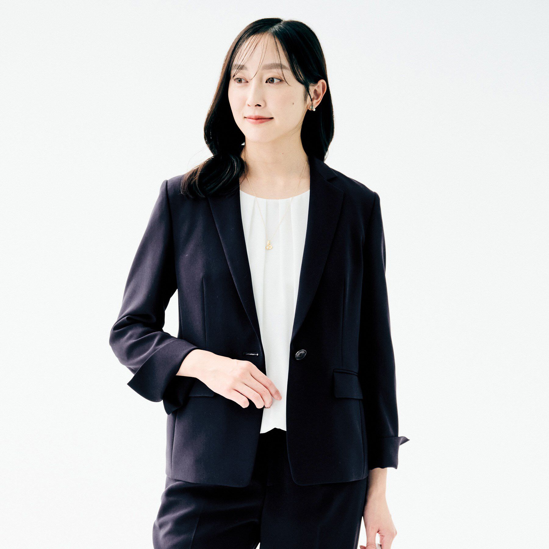 UNTITLED「【洗える/ストレッチ性/軽い】テーラードジャケット」|テーラードジャケット|