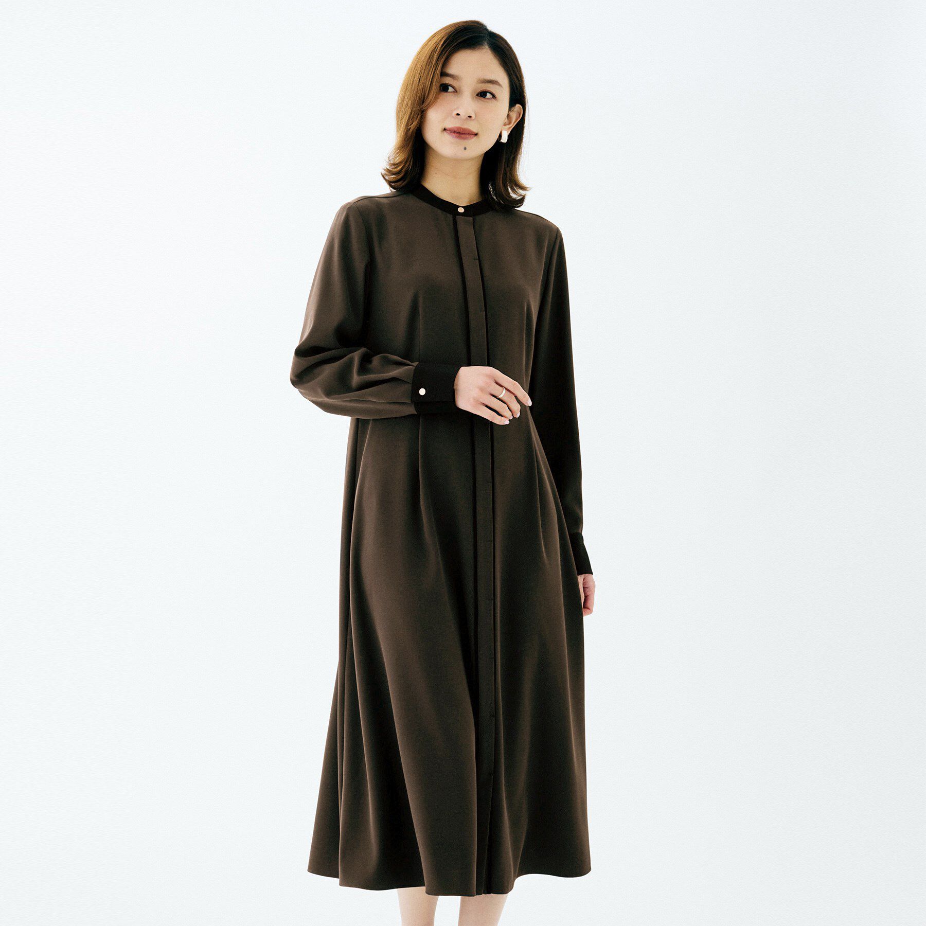 UNTITLED「【洗える/前開き/フォーマル】バイカラー ワンピース」|ワンピース|ブラウン(044)