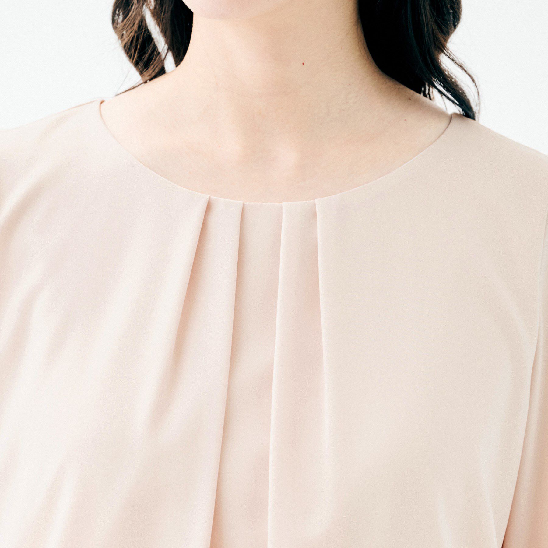 UNTITLED「【透けにくい/ウエストイン見え】タックブラウス」|シャツ・ブラウス|