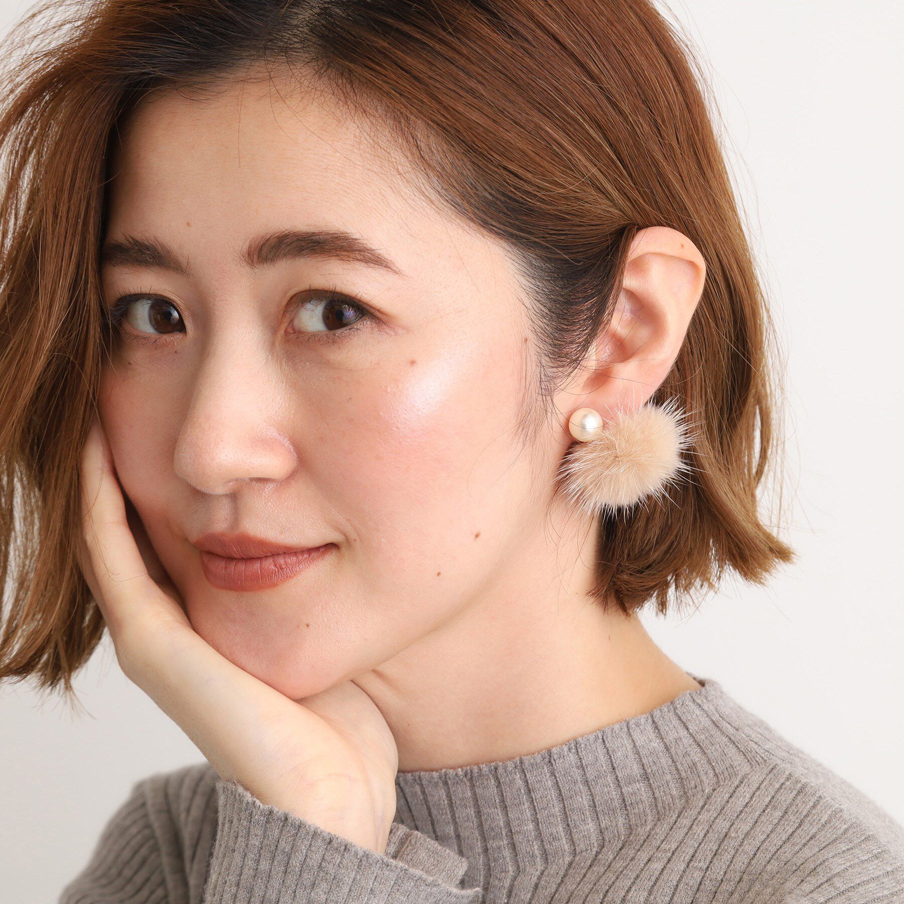 grove「リバーシブルファーパール調ピアス」|ピアス|