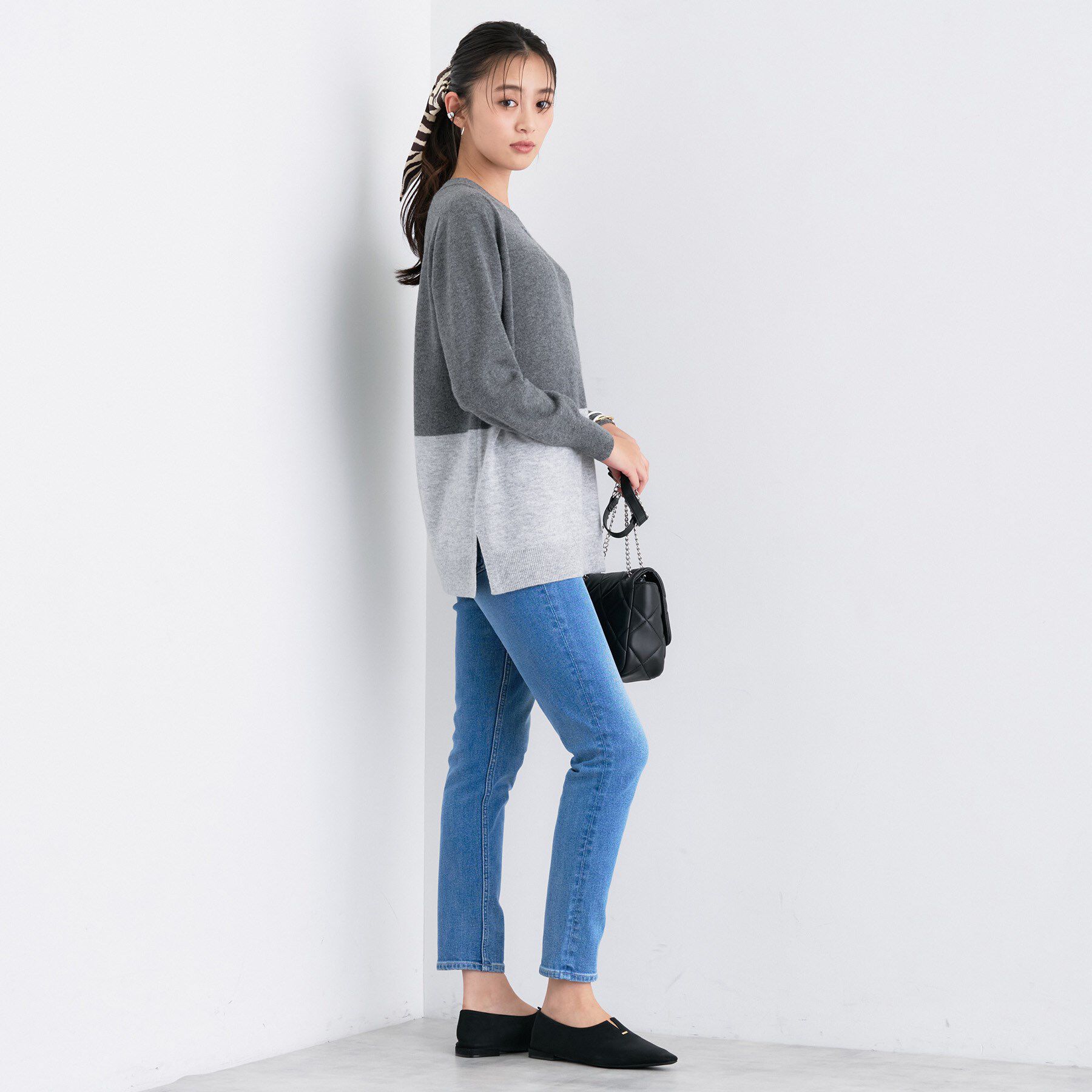 INDIVI「【洗える／チュニック丈／カシミヤ混】スリットデザインVネックニット」|ニット・セーター|