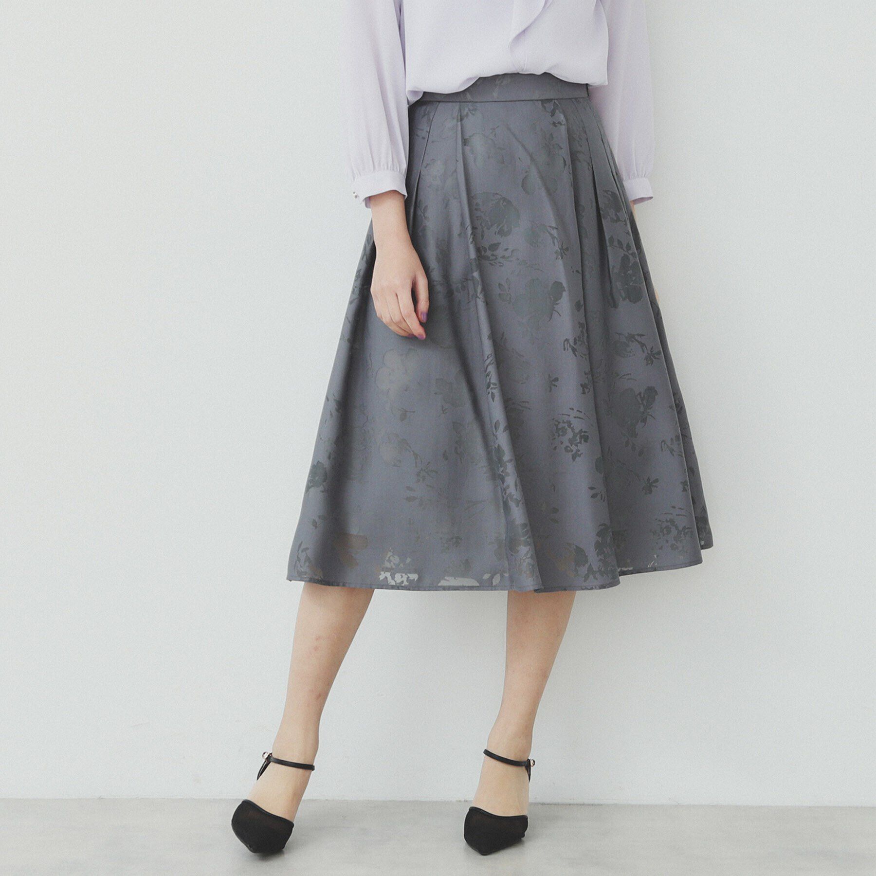 index「フラワータックフレアスカート【洗濯機洗い可】」|スカート|