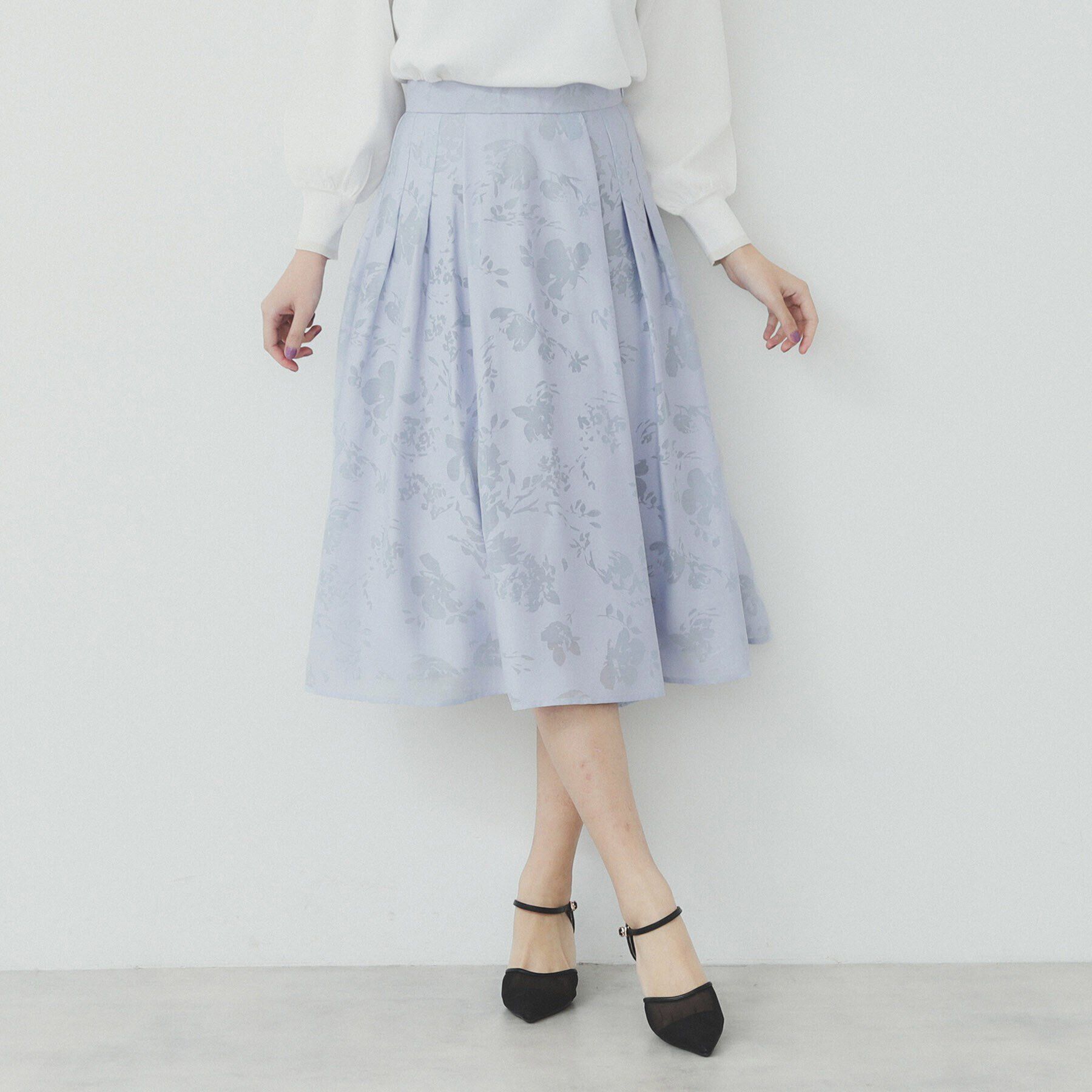index「フラワータックフレアスカート【洗濯機洗い可】」|スカート|