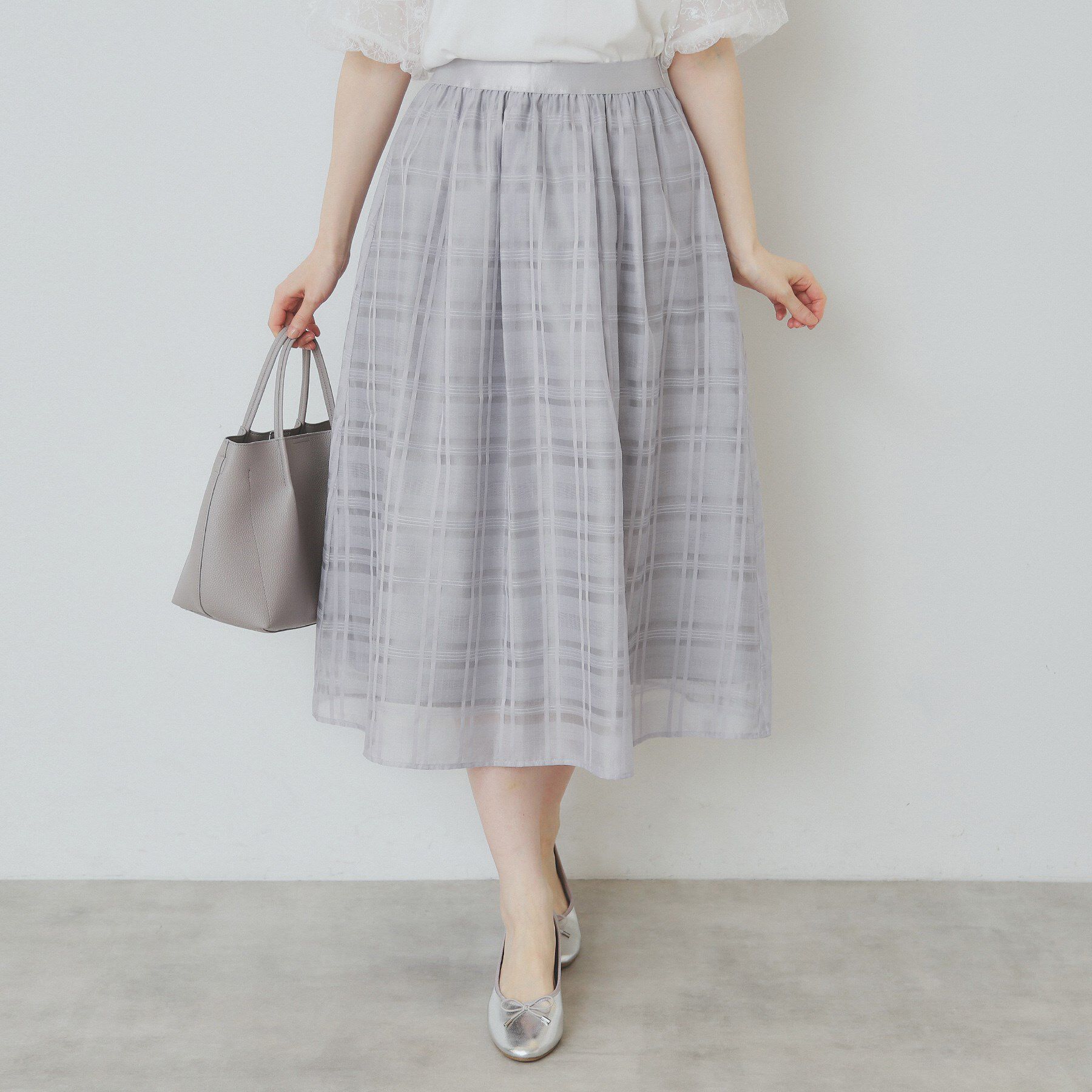 index「シアーチェックタックフレアスカート【洗濯機洗い可/イージーアイロン】」|スカート|ライトグレー(011