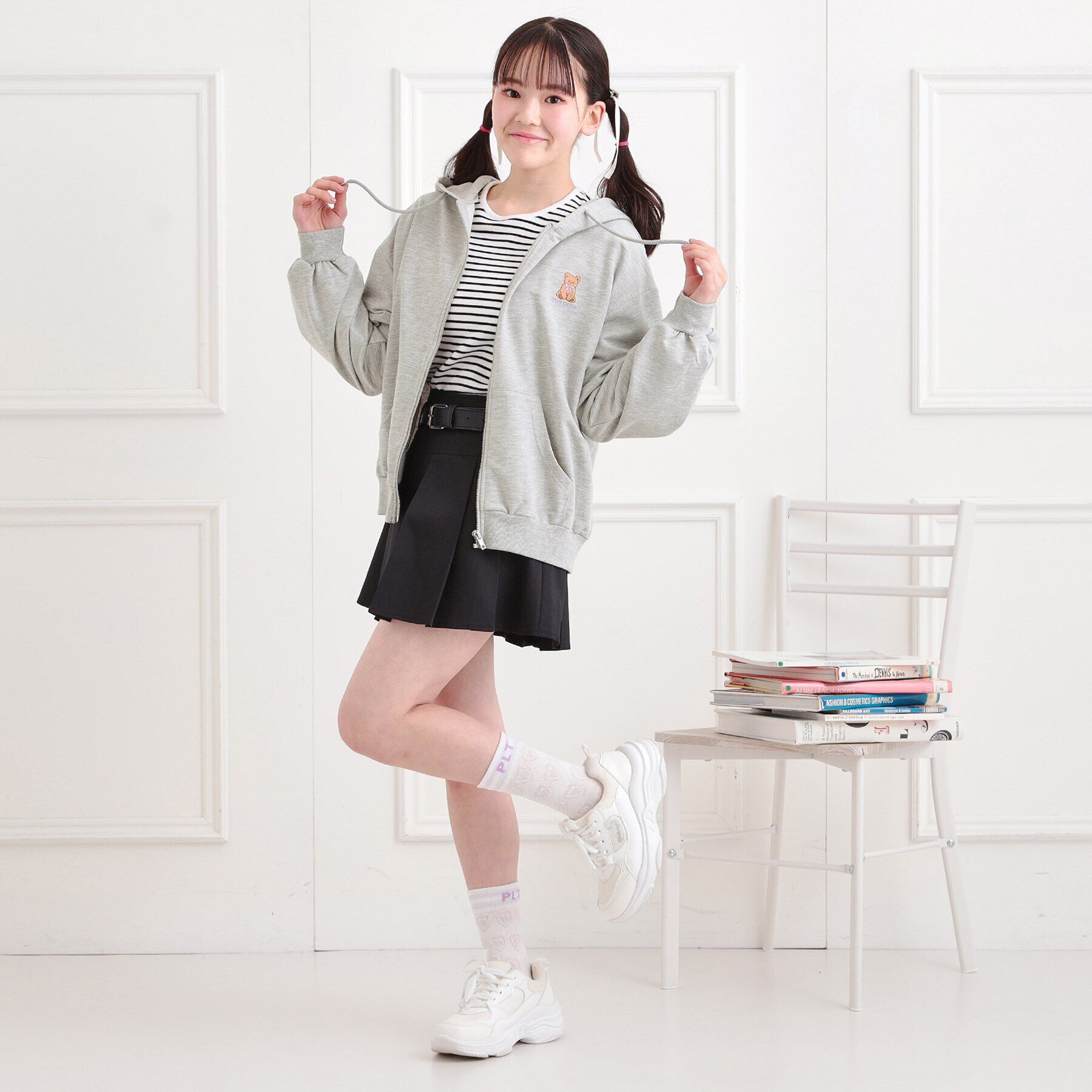 PINK-latte「ミニ裏クマ刺繍ジップパーカ」|パーカー|