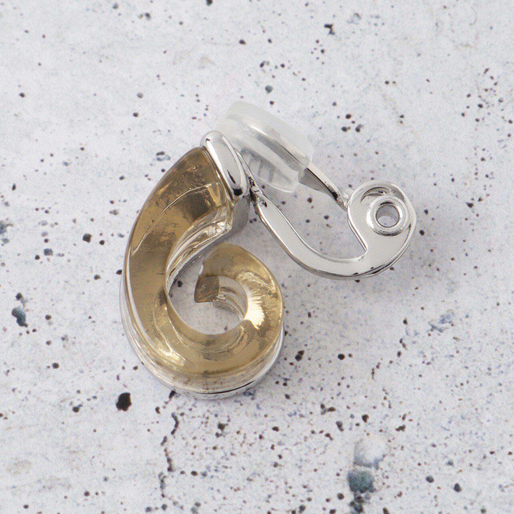 THE SHOP TK「ニュアンスクリアビジューイヤリング」|イヤリング|