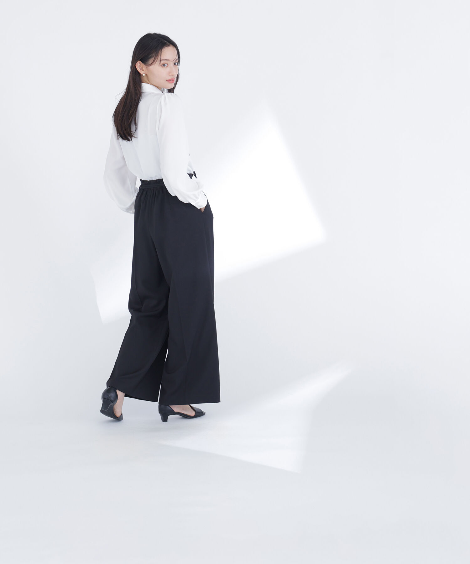  「デザインスカーフ付ブラウス」|シャツ・ブラウス|