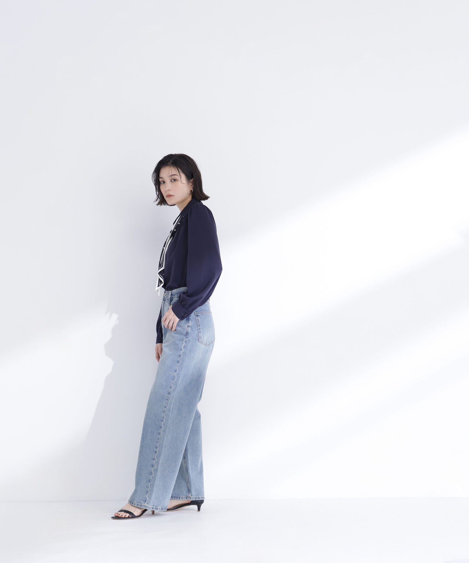  「デザインスカーフ付ブラウス」|シャツ・ブラウス|