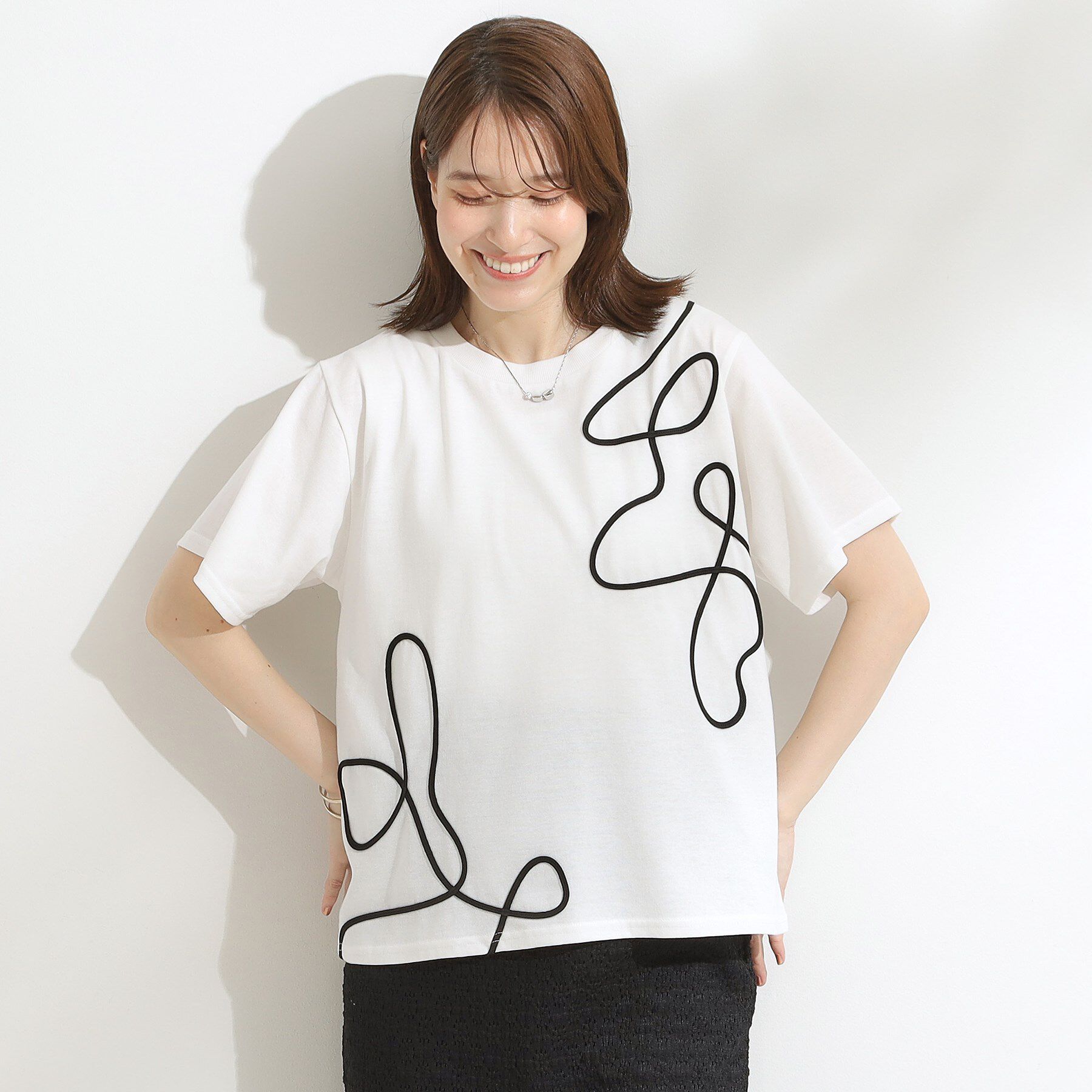 SHOO･LA･RUE「【S-LL】コーデの主役になる コード刺繍デザインＴシャツ」|Tシャツ・カットソー|