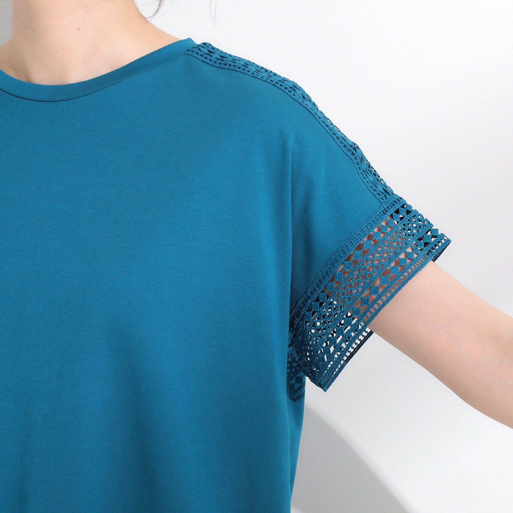 SHOO･LA･RUE「【S-LL/ひんやり】インせず決まる 楽してきれいなレース付きトップス」|Tシャツ・カットソー|