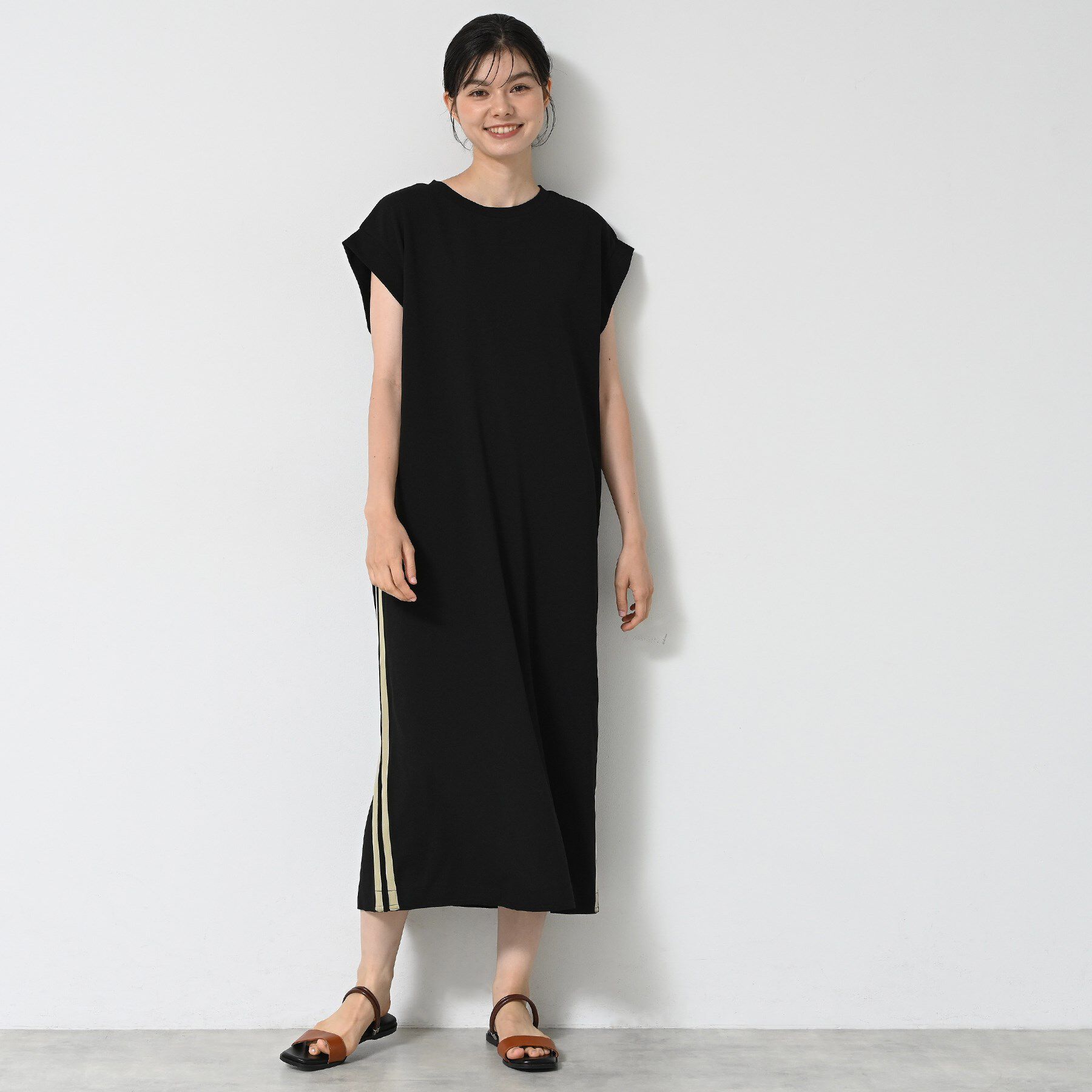 Dessin「【洗える】カットジョーゼットラインワンピース」|ワンピース|