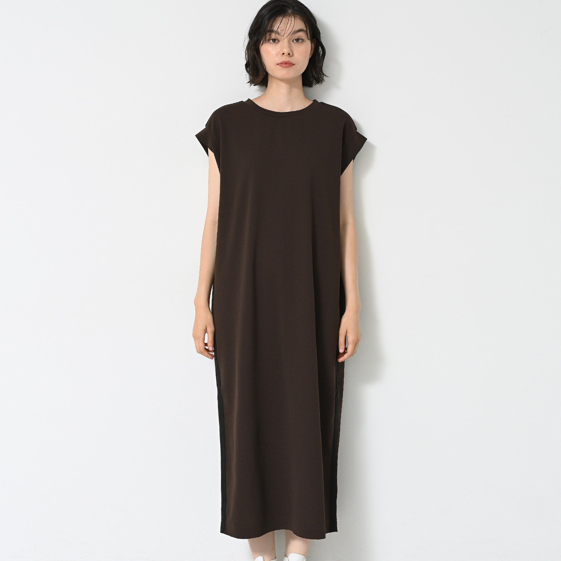 Dessin「【洗える】カットジョーゼットラインワンピース」|ワンピース|