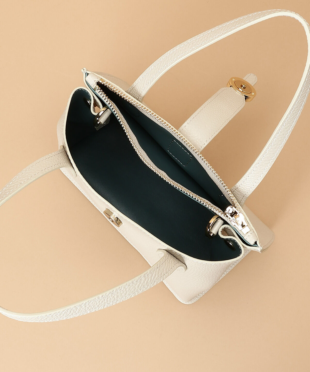 Samantha Thavasa「サークルモチーフスクエアレザートートバッグ 小サイズ」|トートバッグ|