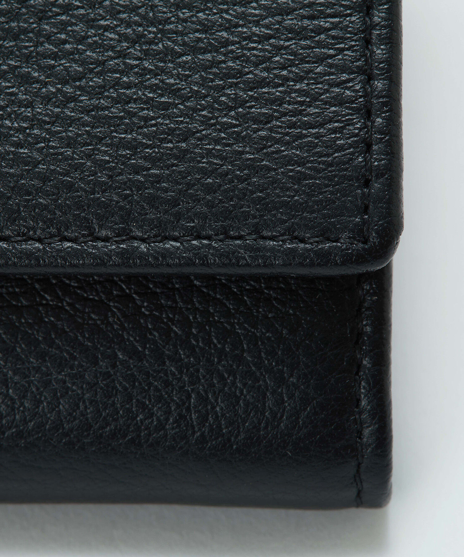 TOPKAPI TREASURE「【TREASURE TOPKAPI】ソフトレザー ベルトデザイン 三つ折り財布　」|財布|