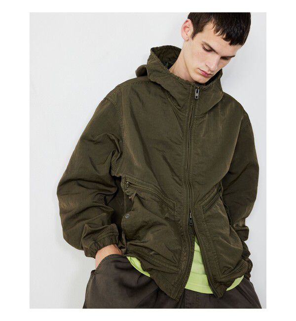 BEAMS「ガーメントダイ フーデッド ブルゾン【ワイドショートフィット】」|ブルゾン・スタジャン|OLIVE