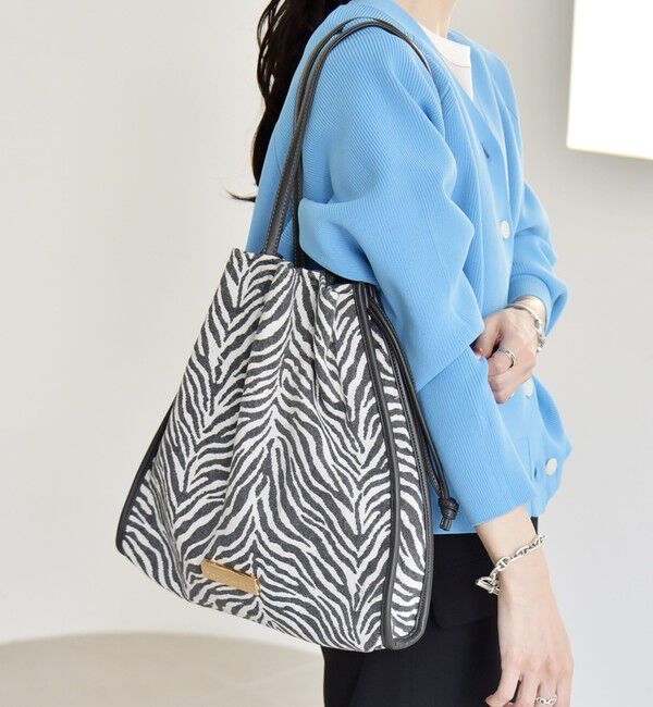 quaranciel「quaranciel: 2way アニマル パイピング 巾着 トートバッグ（A4対応）」|トートバッグ|