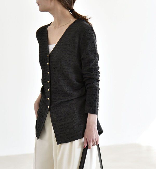 quaranciel「《予約》quaranciel:〈洗濯機可能〉ジャカード ジャージー Vネック ギャザー カーディガン」|カーディガン|