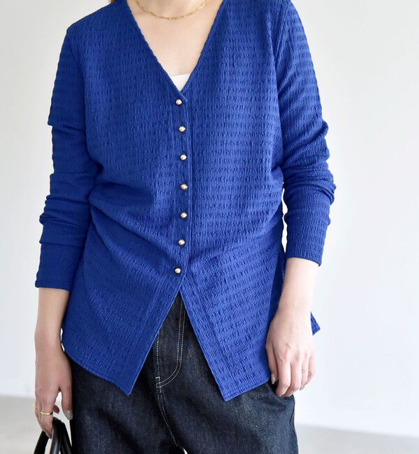 quaranciel「《予約》quaranciel:〈洗濯機可能〉ジャカード ジャージー Vネック ギャザー カーディガン」|カーディガン|ブルー