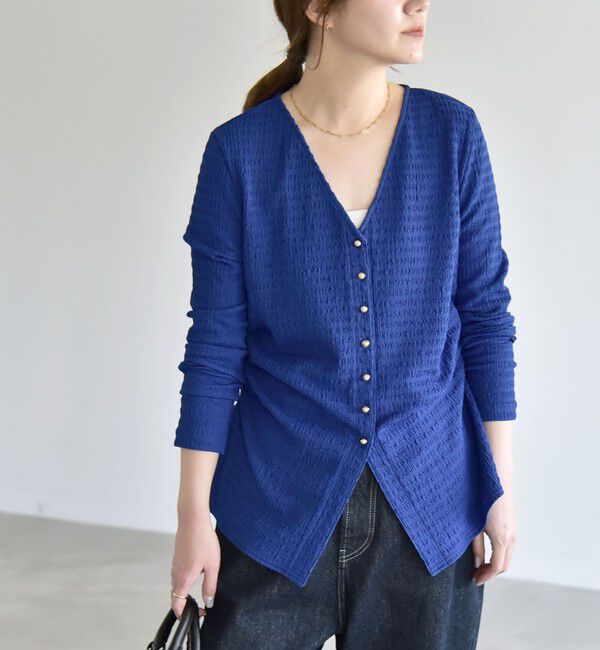 quaranciel「《予約》quaranciel:〈洗濯機可能〉ジャカード ジャージー Vネック ギャザー カーディガン」|カーディガン|