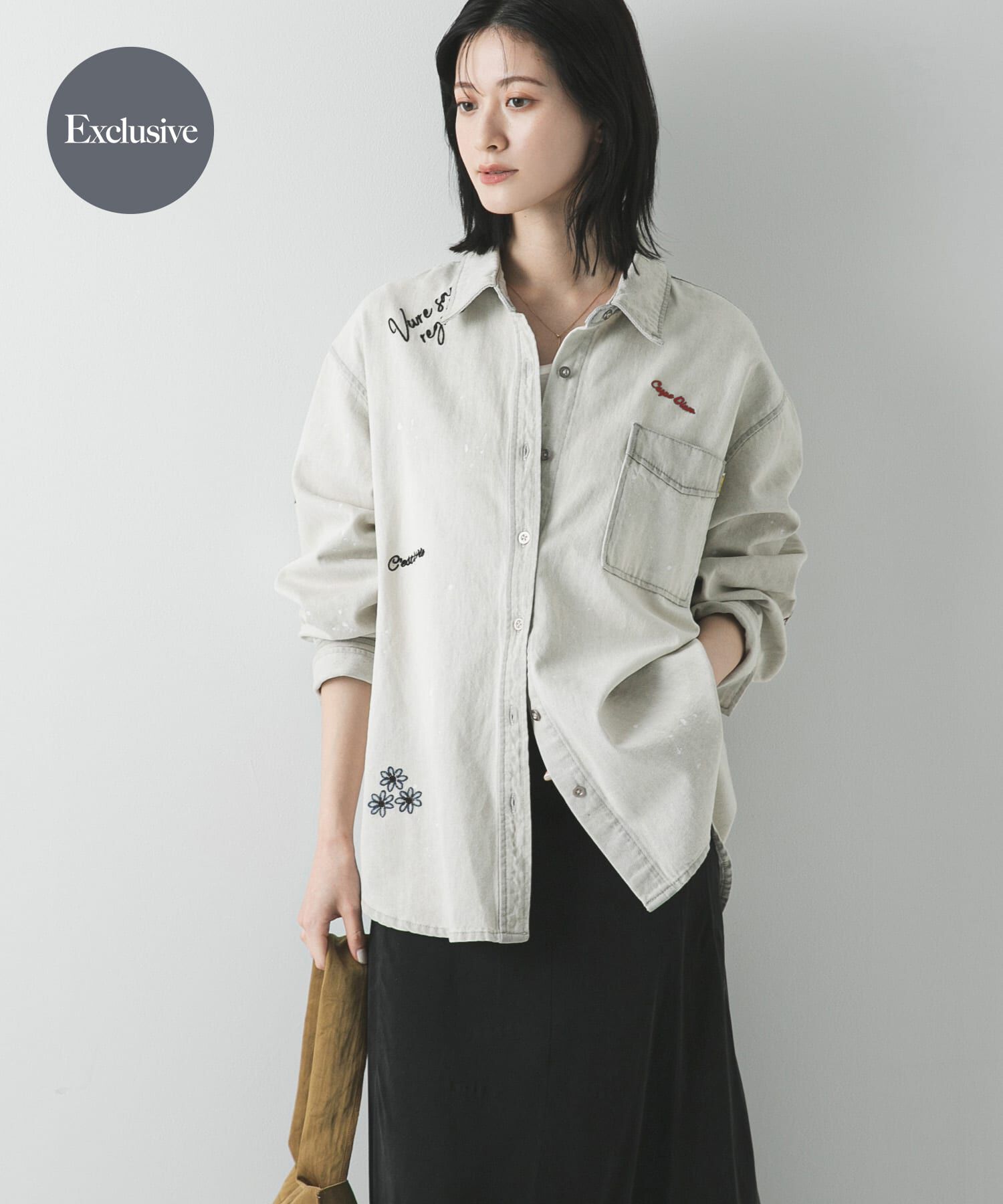 URBAN RESEARCH「『別注』PICCADILLY&times;URBAN RESEARCH　刺繍デニムシャツ」|シャツ・ブラウス|ライトグレー