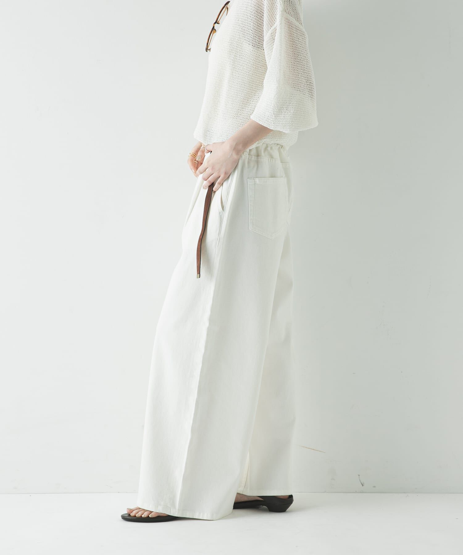 URBAN RESEARCH「『3サイズ展開』綿麻デニムイージーパンツ」|デニム|