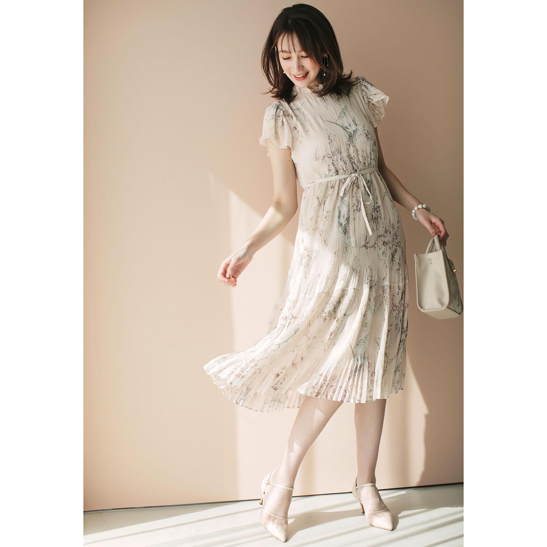 index「マジョリカフレアワンピース【洗濯機洗い可】」|ワンピース|