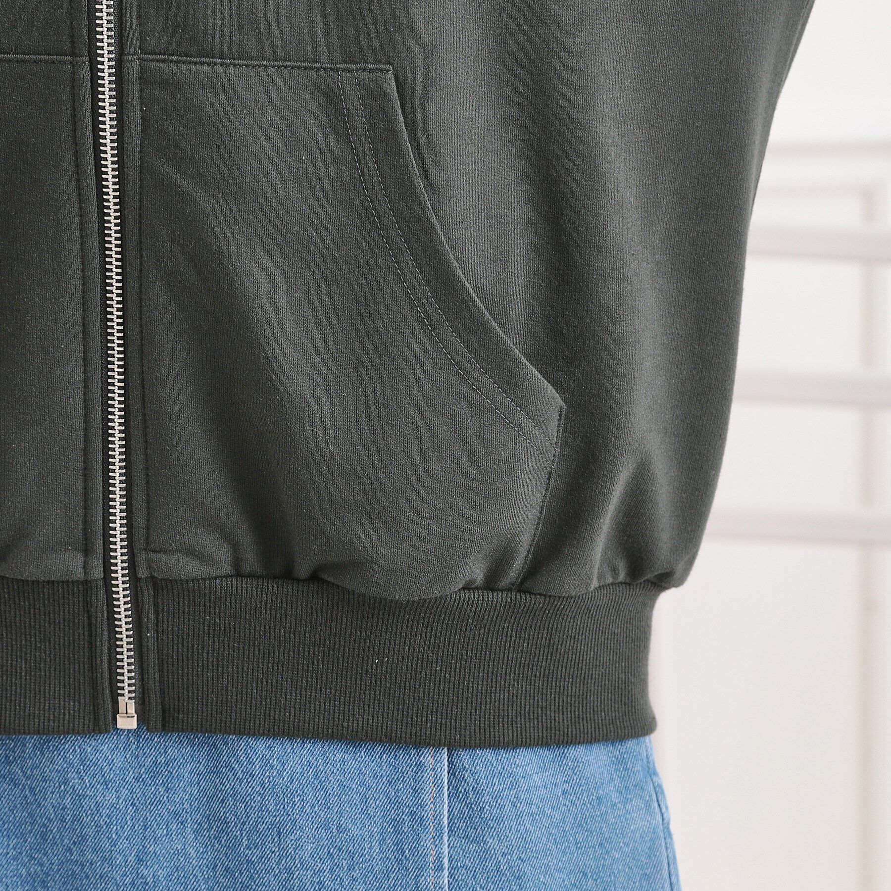 PINK-latte「ミニ裏クマ刺繍ジップパーカ」|パーカー|