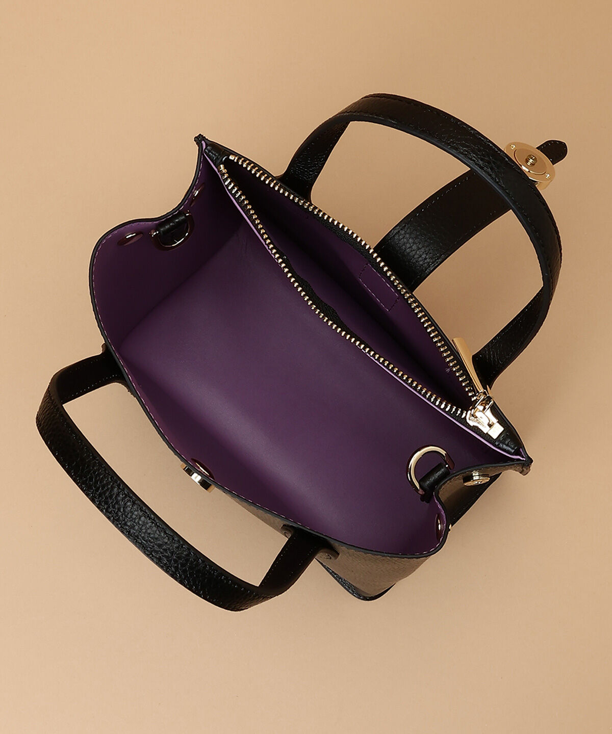 Samantha Thavasa「サークルモチーフスクエアレザートートバッグ 小サイズ」|トートバッグ|