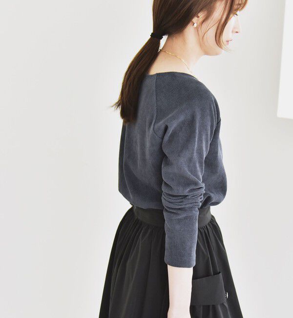 quaranciel「quaranciel:〈洗濯機可能〉ポリエステル ベロア スクエア ネック プルオーバー」|Tシャツ・カットソー|