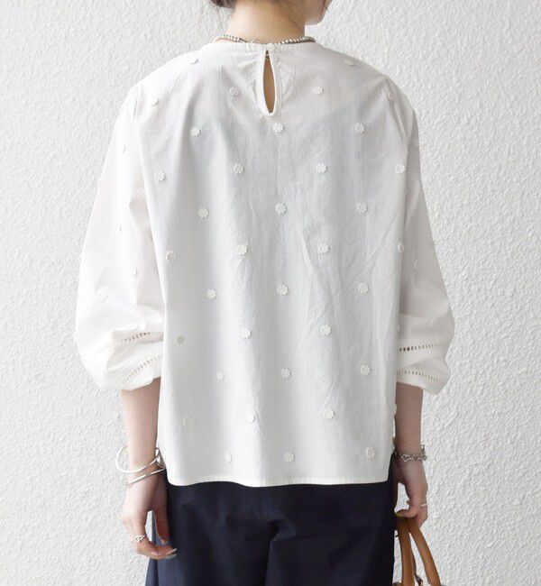 SHIPS any「【WEB限定】SHIPS any:〈洗濯機可能〉フラワー モチーフ ハシゴレース クルーネック ブラウス」|シャツ・ブラウス|