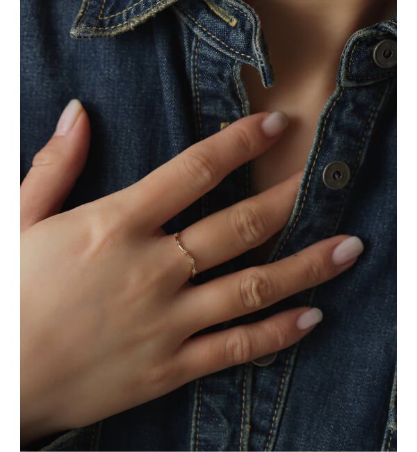 Lilas by Spick&Span「《予約》ウェーブステーションダイヤリング K10」|リング|ゴールド