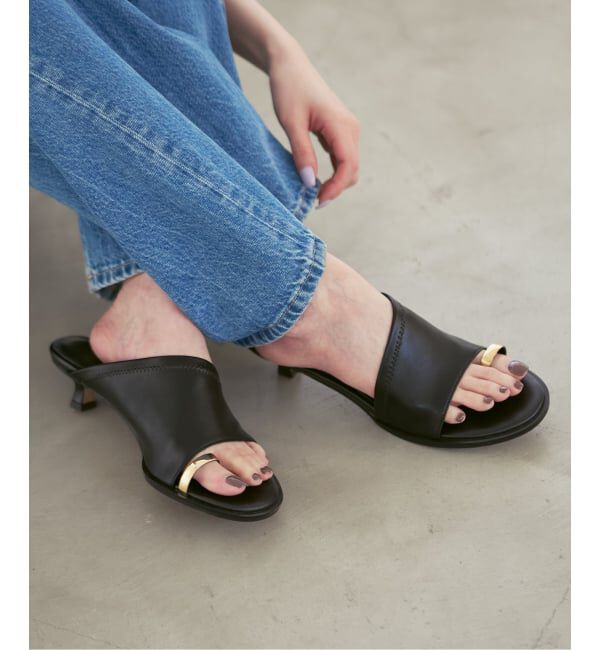 NOBLE「《追加予約・パーツ別注》LE VERNIS/ルベル二 Toe ring sandals」|サンダル|